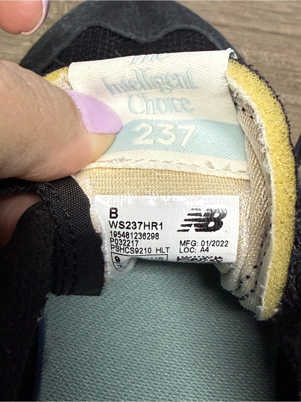 New Balance Black Sneakers with Light Blue Insole 237 size 9 - Picture 9 of 9